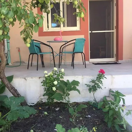 Domenica House Apartment Kondaraina Exterior photo